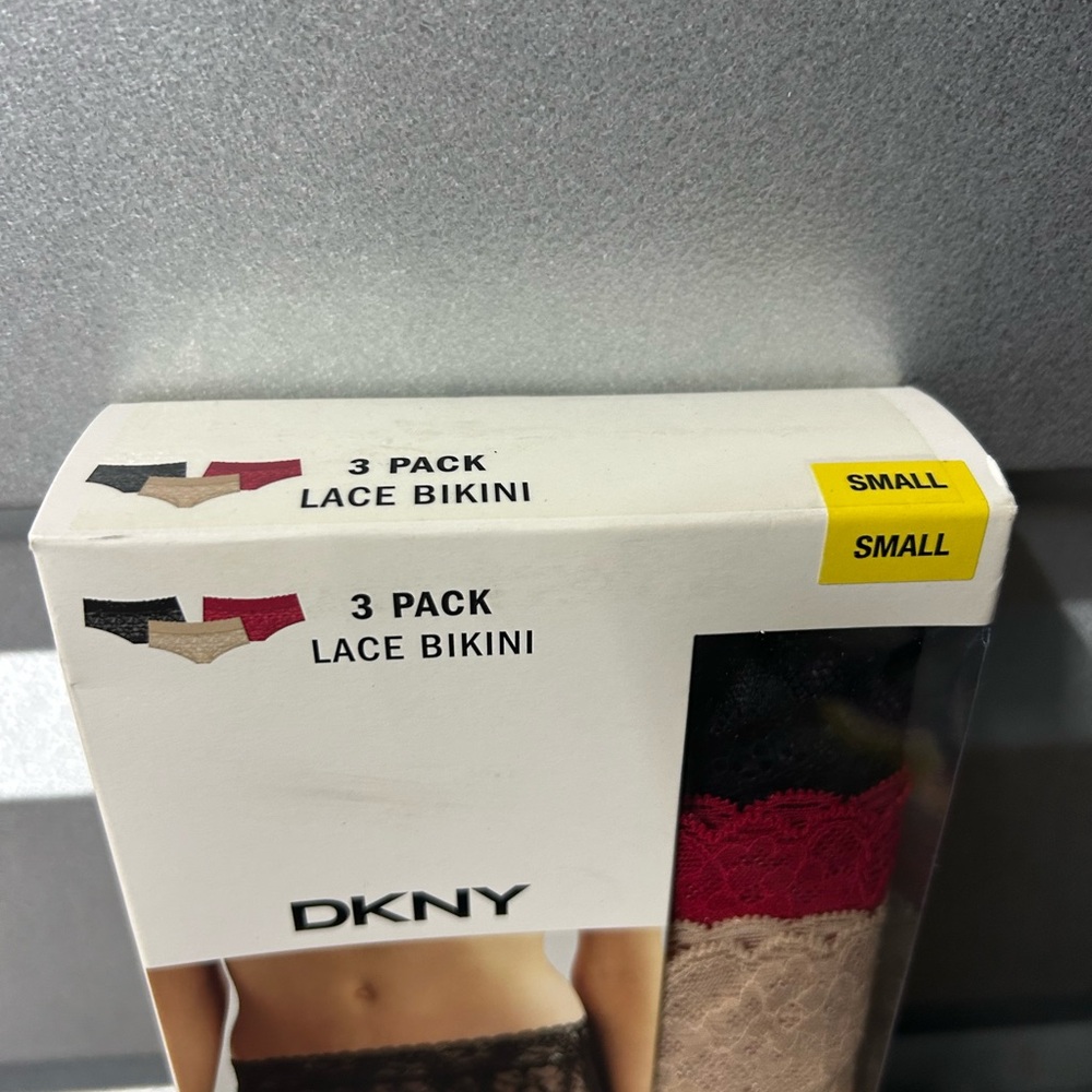 BRAND NEW DKNY Women's Lace Collection Bikini 3-Pack Size SMALL black Red Beige - Picture 3 of 4